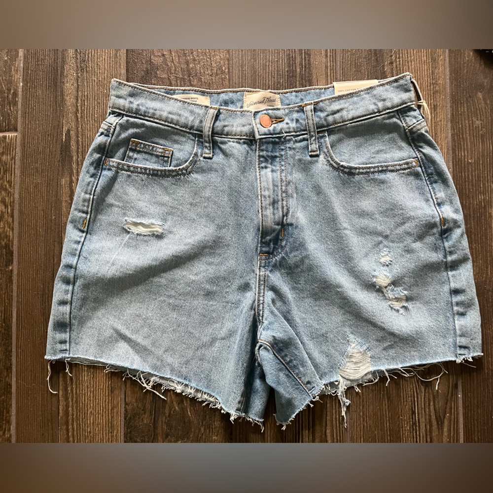 Universal Thread boyfriend Jean shorts